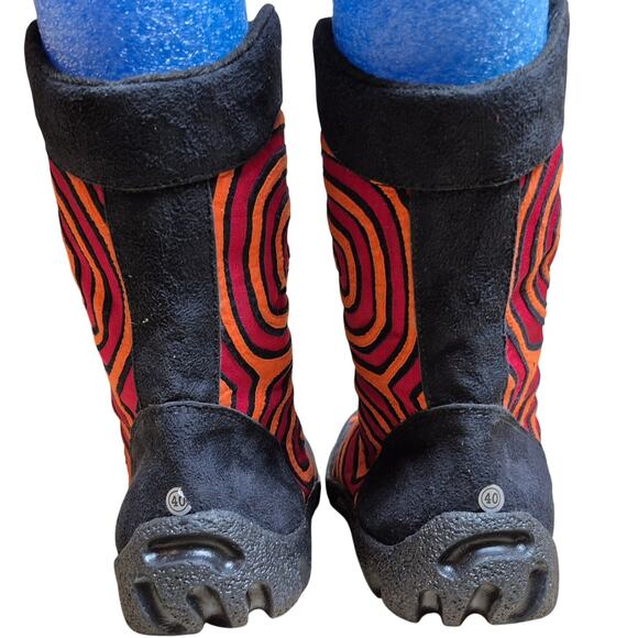 Kuna Prints Tribal Red Black Journey Hiker Mola Boots Unisex 40 US 9 US 7 1/2 - Picture 4 of 5